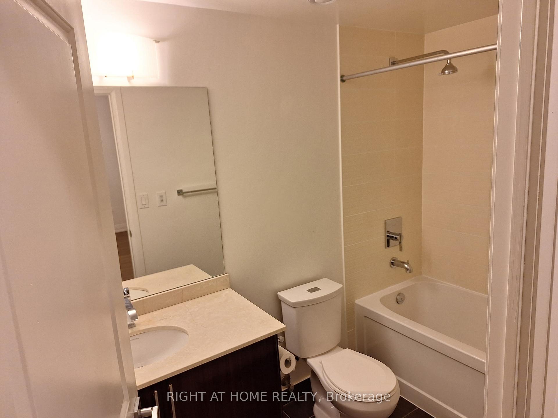 Photo 16 of Unit 506, 7167 Yonge Street, Markham, Grandview — HOMEH