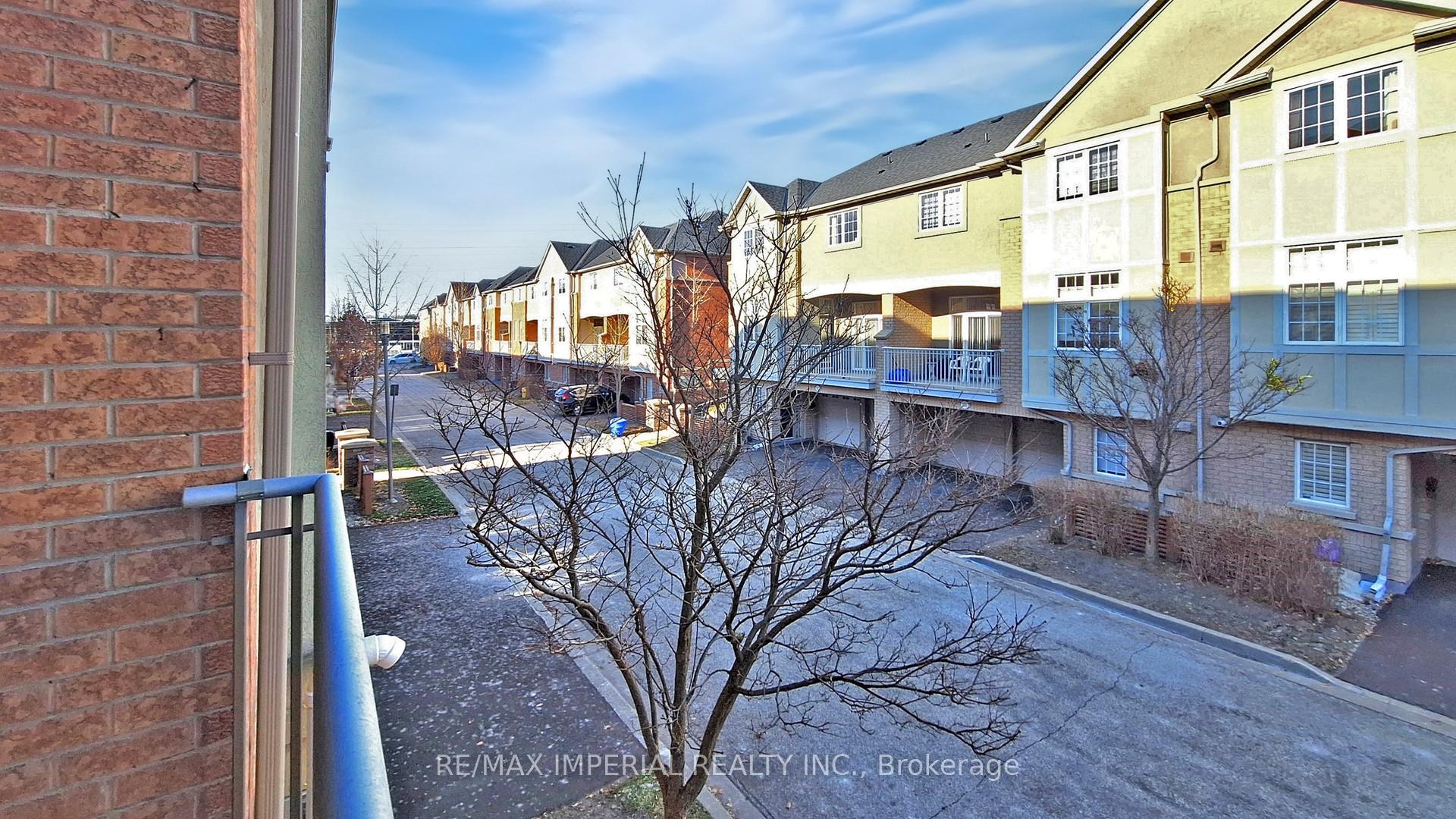 Photo 28 of 98 Legends Way, Markham, Unionville — HOMEH