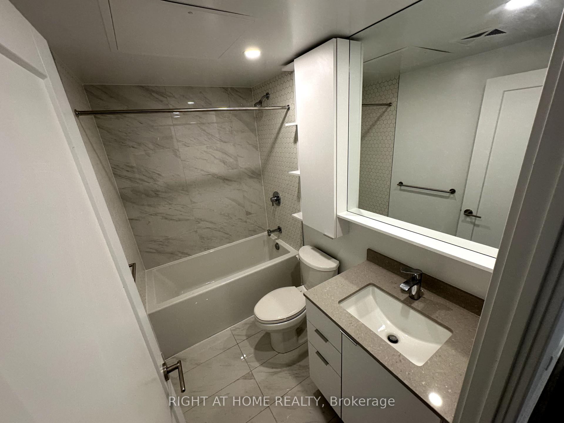 Photo 8 of Unit 1005, 8 Cedarland Drive, Markham, Unionville — HOMEH