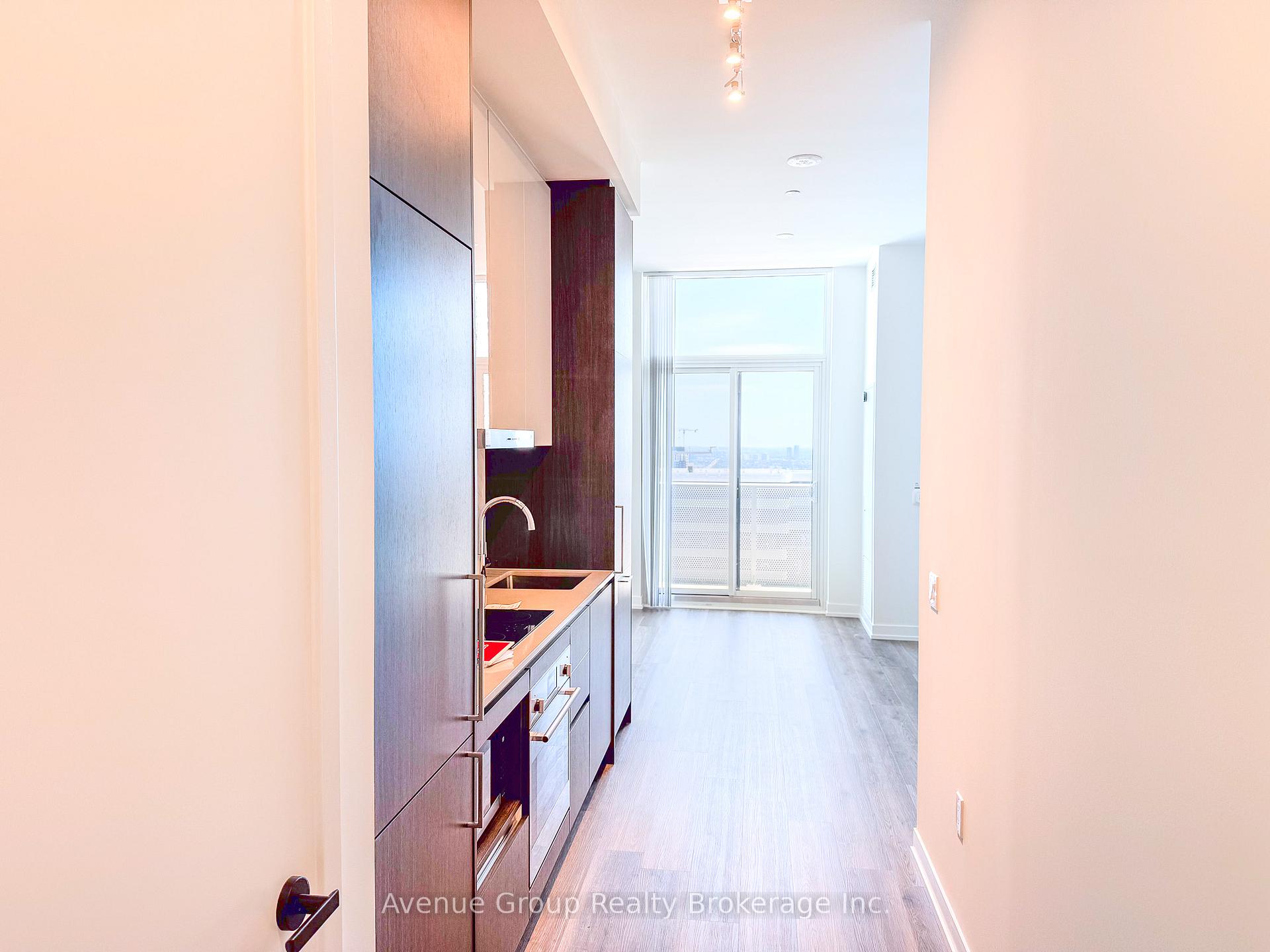 Photo 7 of Unit Ph102, 195 Commerce Street, Vaughan, Vaughan Corporate Centre — HOMEH