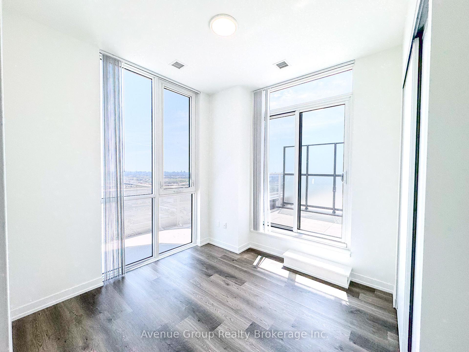 Photo 11 of Unit Ph102, 195 Commerce Street, Vaughan, Vaughan Corporate Centre — HOMEH
