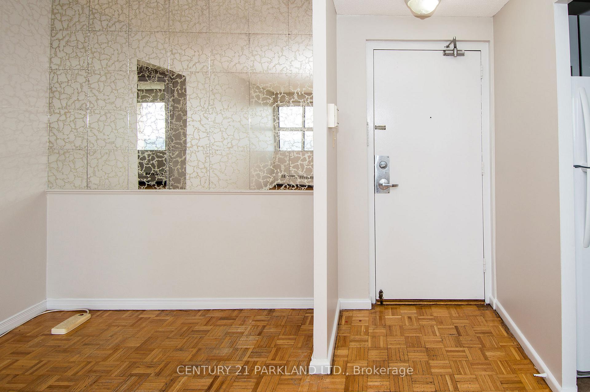 Photo 7 of Unit 1104, 735 Don Mills Road, Toronto, Flemingdon Park — HOMEH