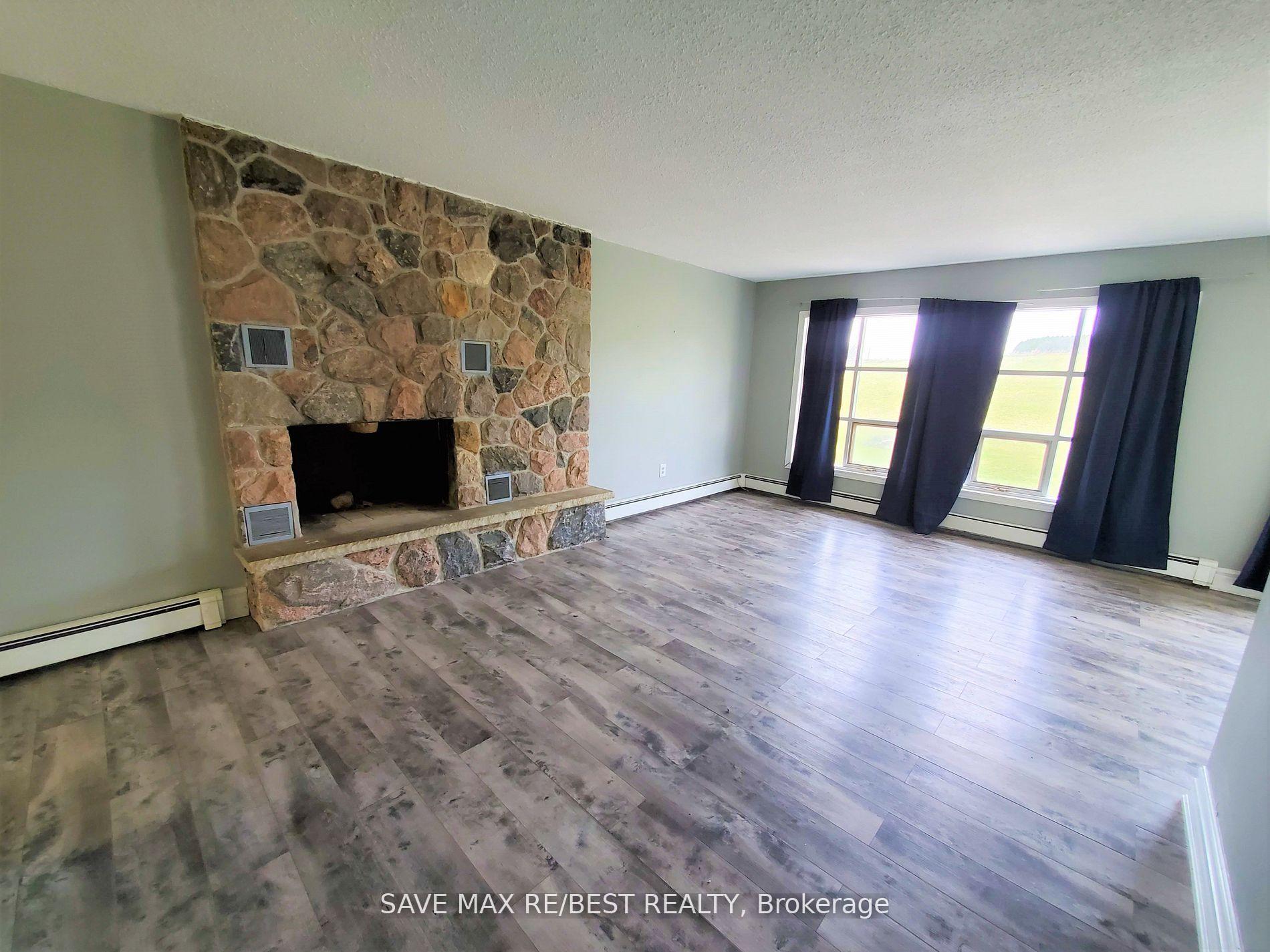 Photo 4 of 16619 Innis Lake Road, Caledon, Caledon East — HOMEH
