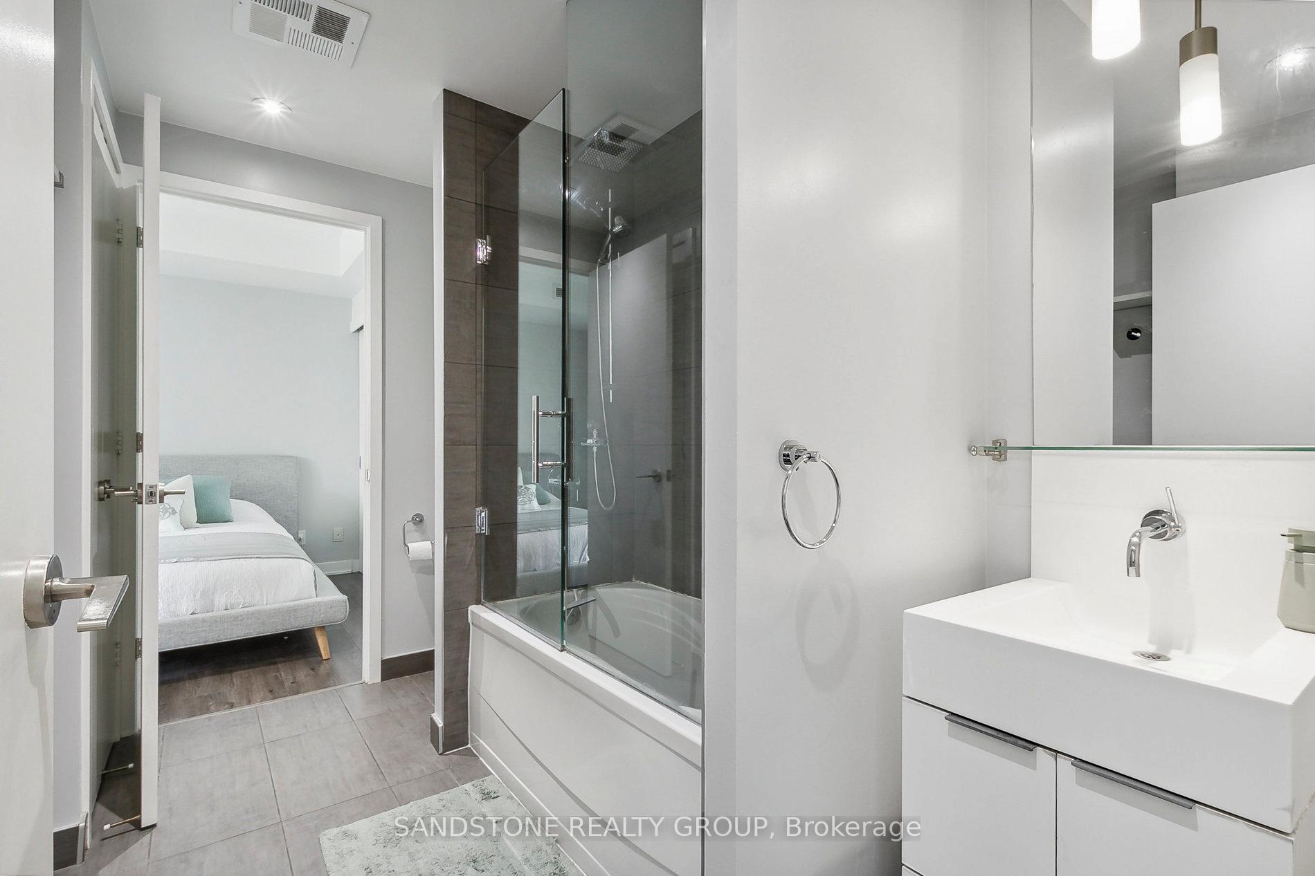 Photo 15 of Unit 2604, 110 Charles Street E, Toronto, Church-Yonge Corridor — HOMEH