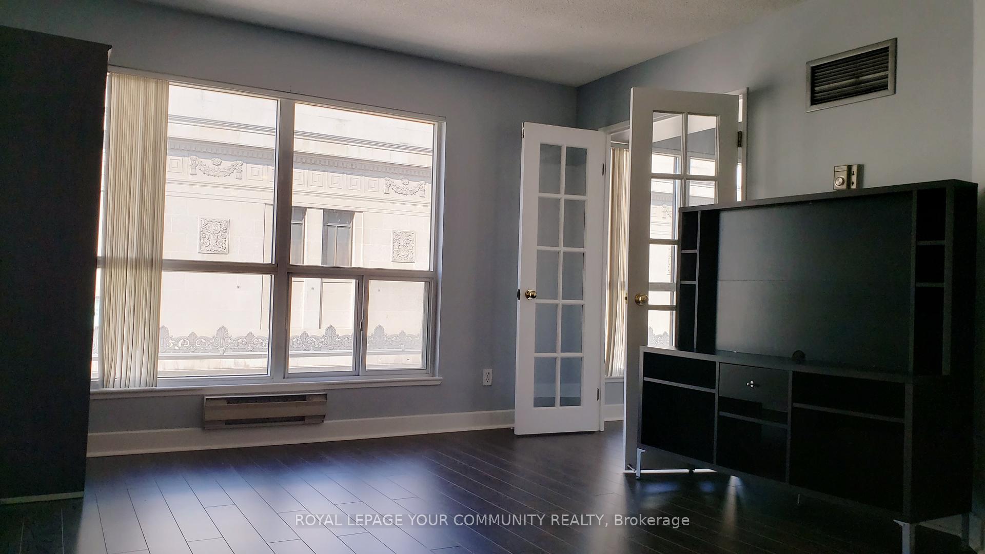 Photo 3 of Unit 1409, 7 Carlton Street, Toronto, Church-Yonge Corridor — HOMEH