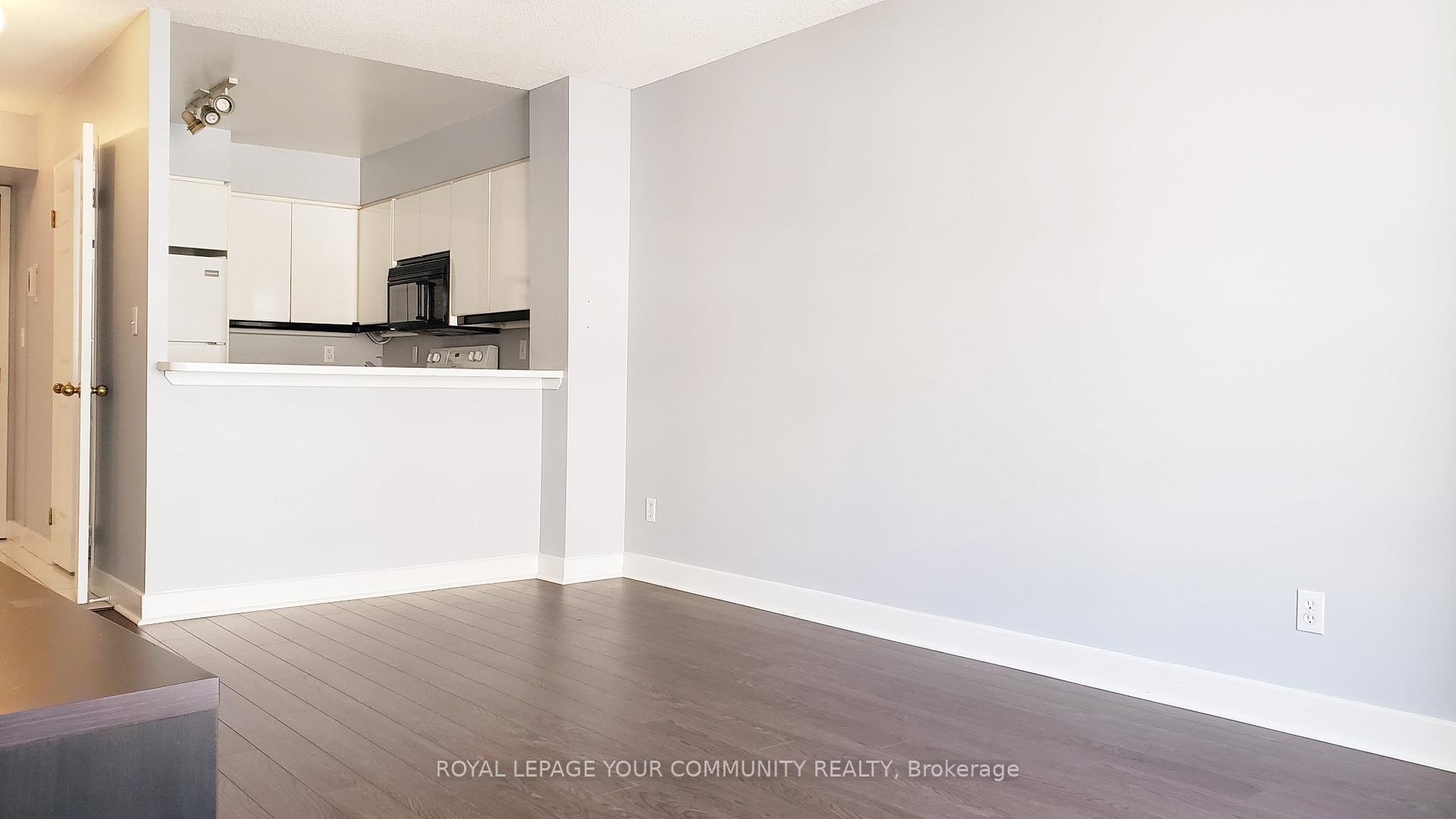 Photo 4 of Unit 1409, 7 Carlton Street, Toronto, Church-Yonge Corridor — HOMEH