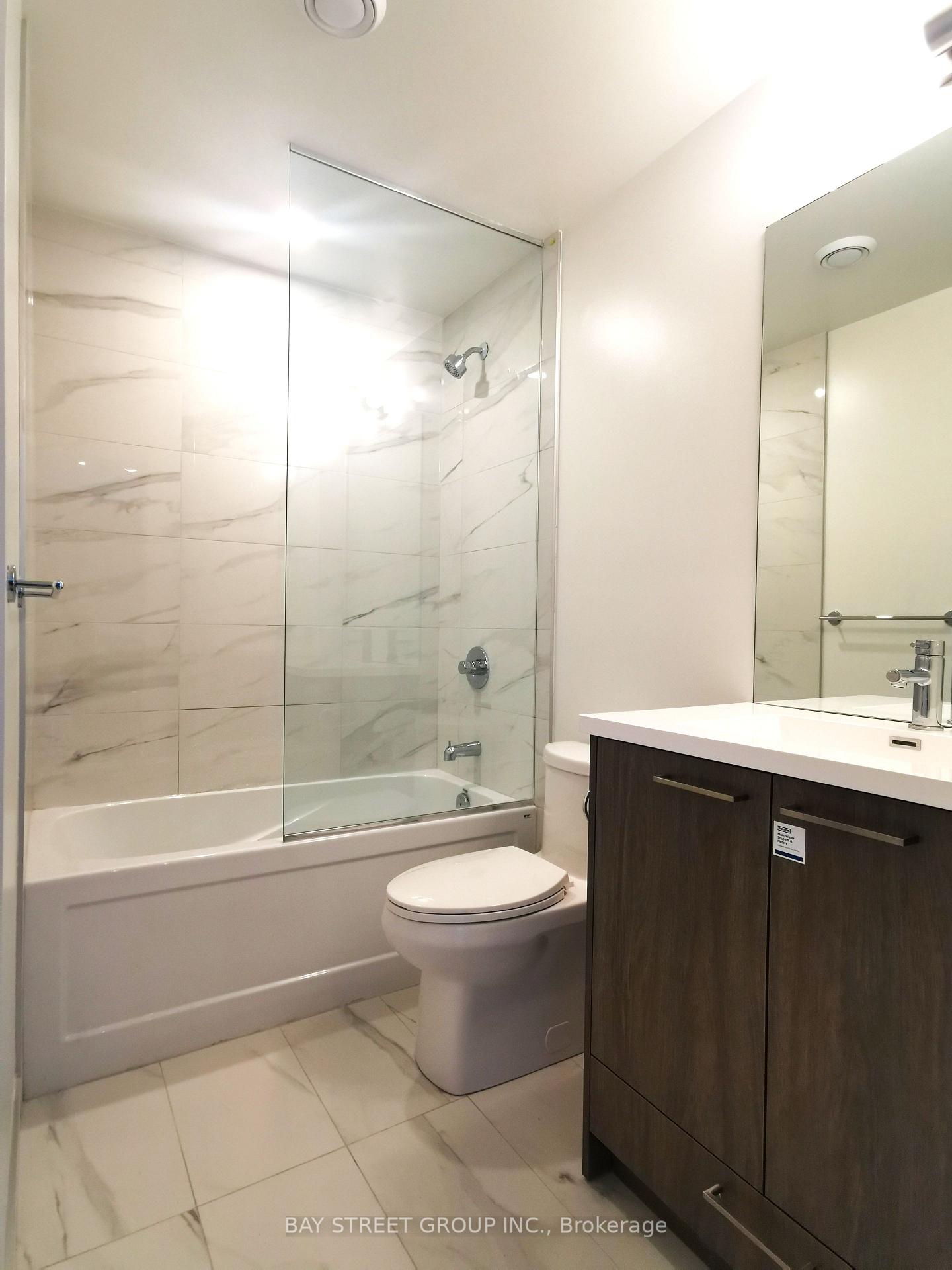 Photo 3 of Unit 3616, 28 Interchange Way, Vaughan, Vaughan Corporate Centre — HOMEH