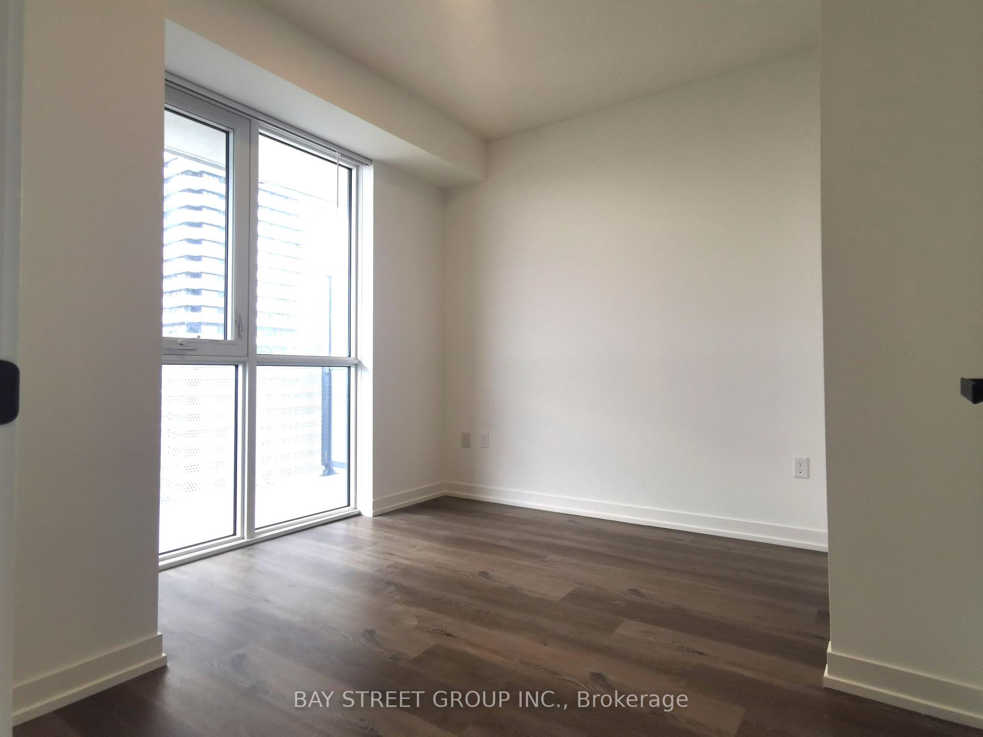 Photo 4 of Unit 3616, 28 Interchange Way, Vaughan, Vaughan Corporate Centre — HOMEH