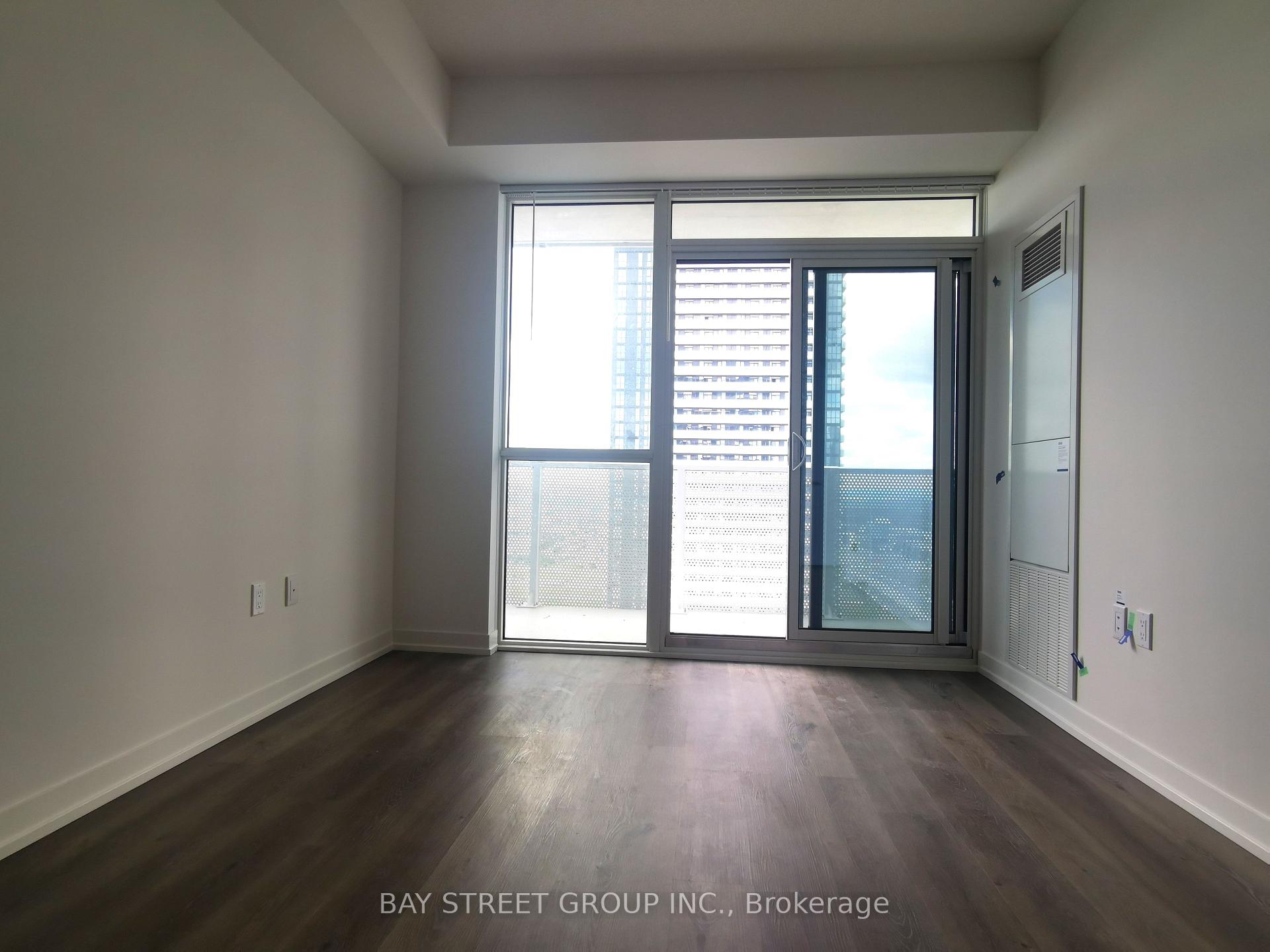 Photo 7 of Unit 3616, 28 Interchange Way, Vaughan, Vaughan Corporate Centre — HOMEH