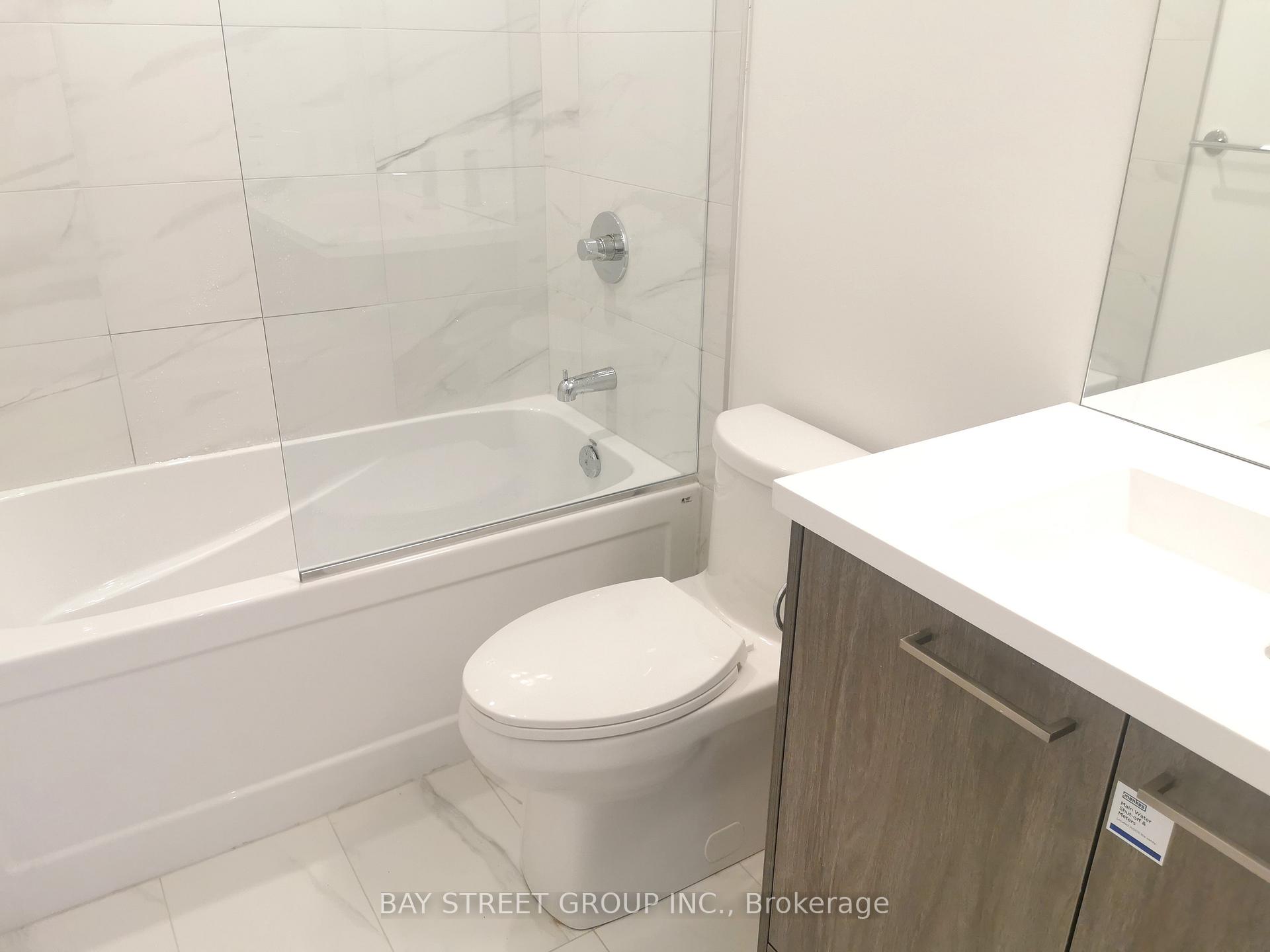 Photo 14 of Unit 3616, 28 Interchange Way, Vaughan, Vaughan Corporate Centre — HOMEH