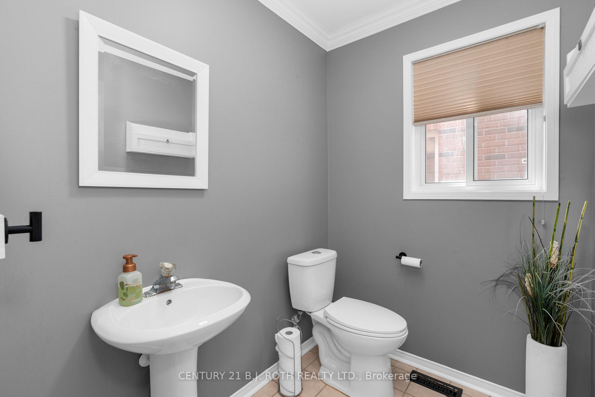 Photo 18 of 20 Bear Creek Drive, Barrie, Holly — HOMEH