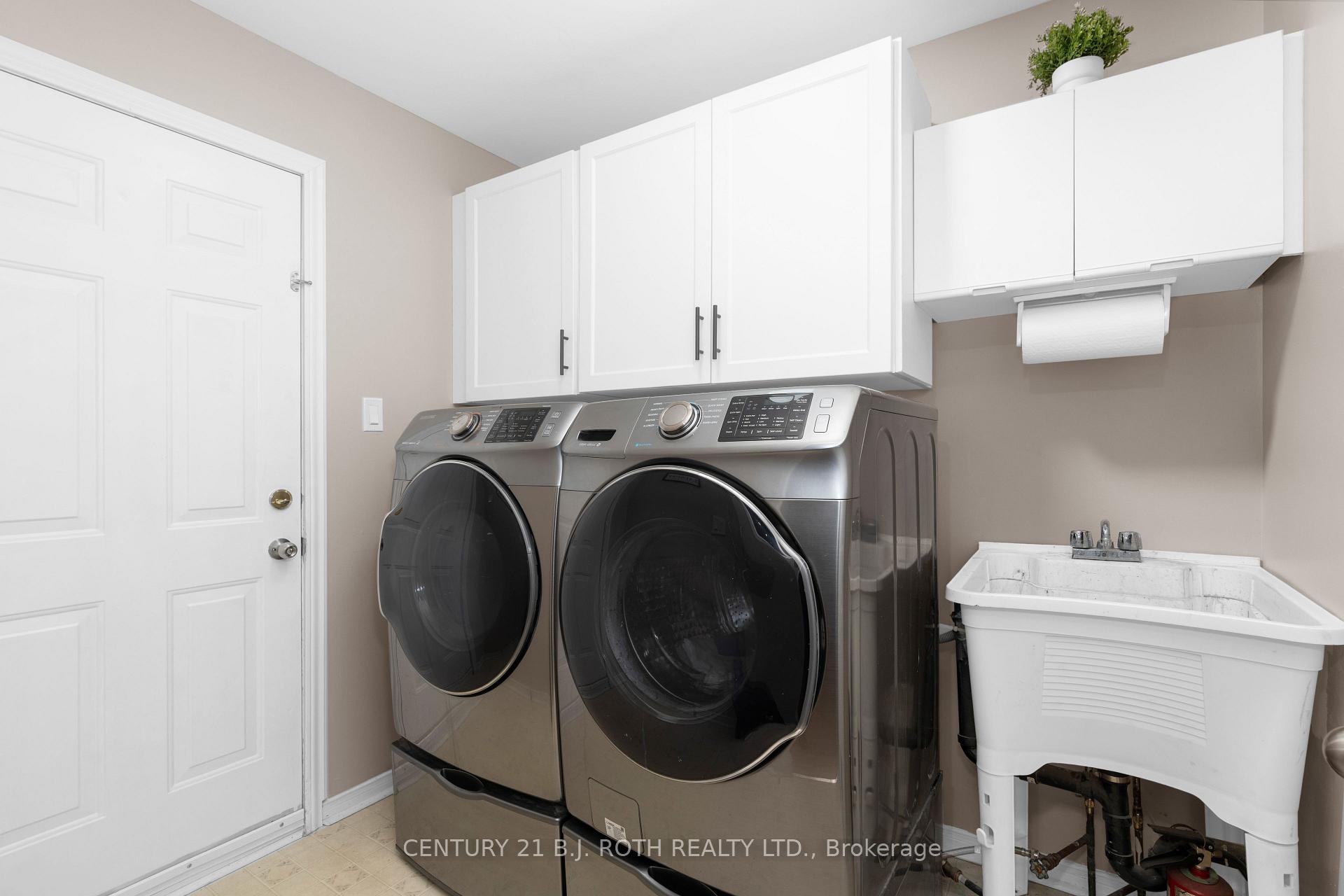 Photo 19 of 20 Bear Creek Drive, Barrie, Holly — HOMEH