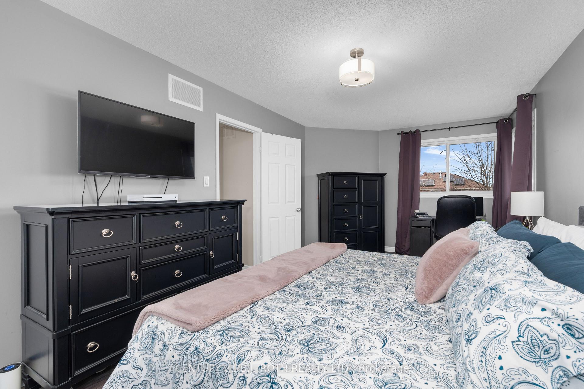 Photo 21 of 20 Bear Creek Drive, Barrie, Holly — HOMEH