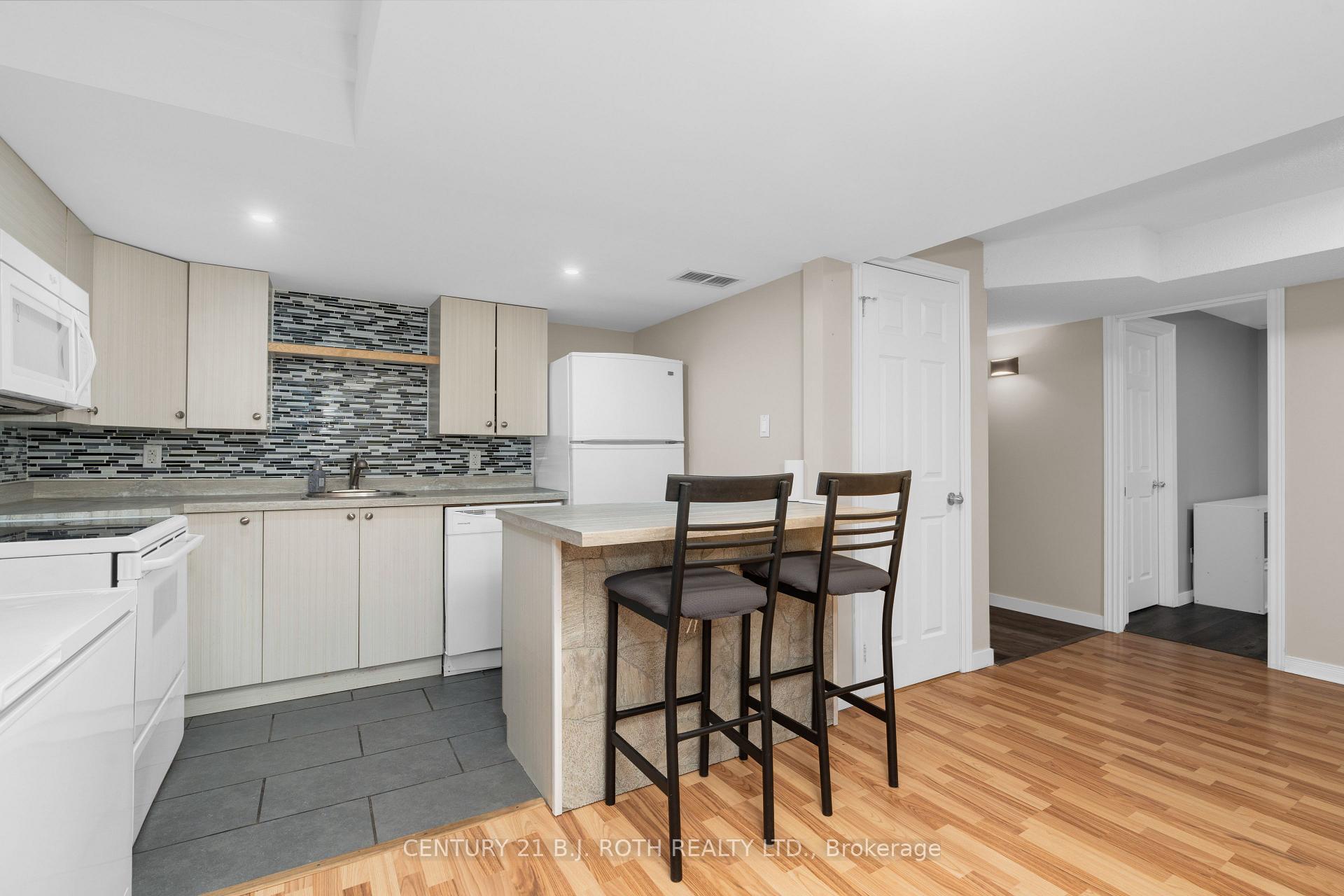Photo 35 of 20 Bear Creek Drive, Barrie, Holly — HOMEH