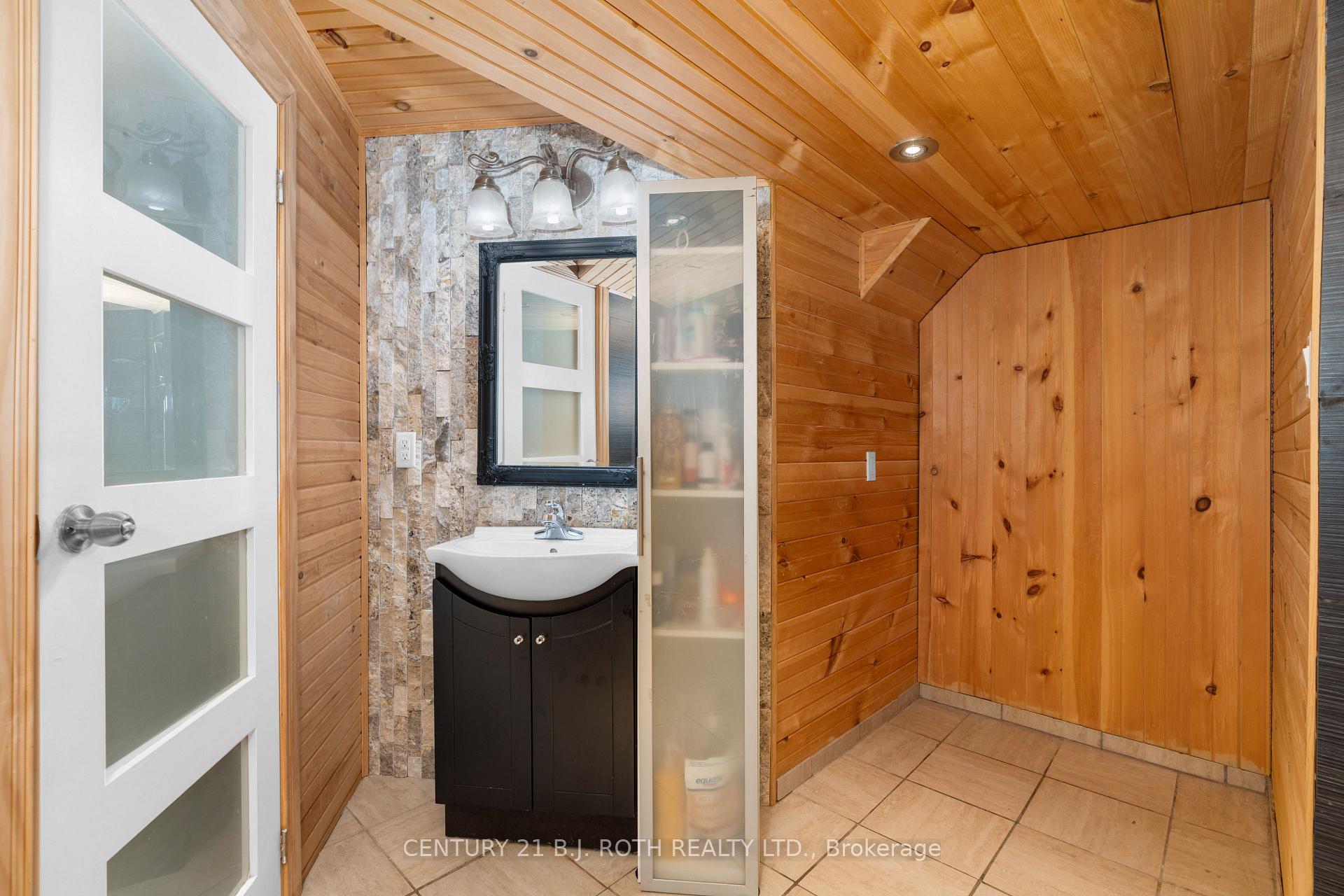 Photo 40 of 20 Bear Creek Drive, Barrie, Holly — HOMEH