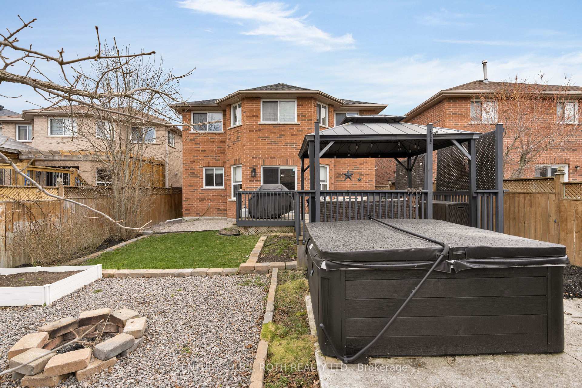 Photo 48 of 20 Bear Creek Drive, Barrie, Holly — HOMEH