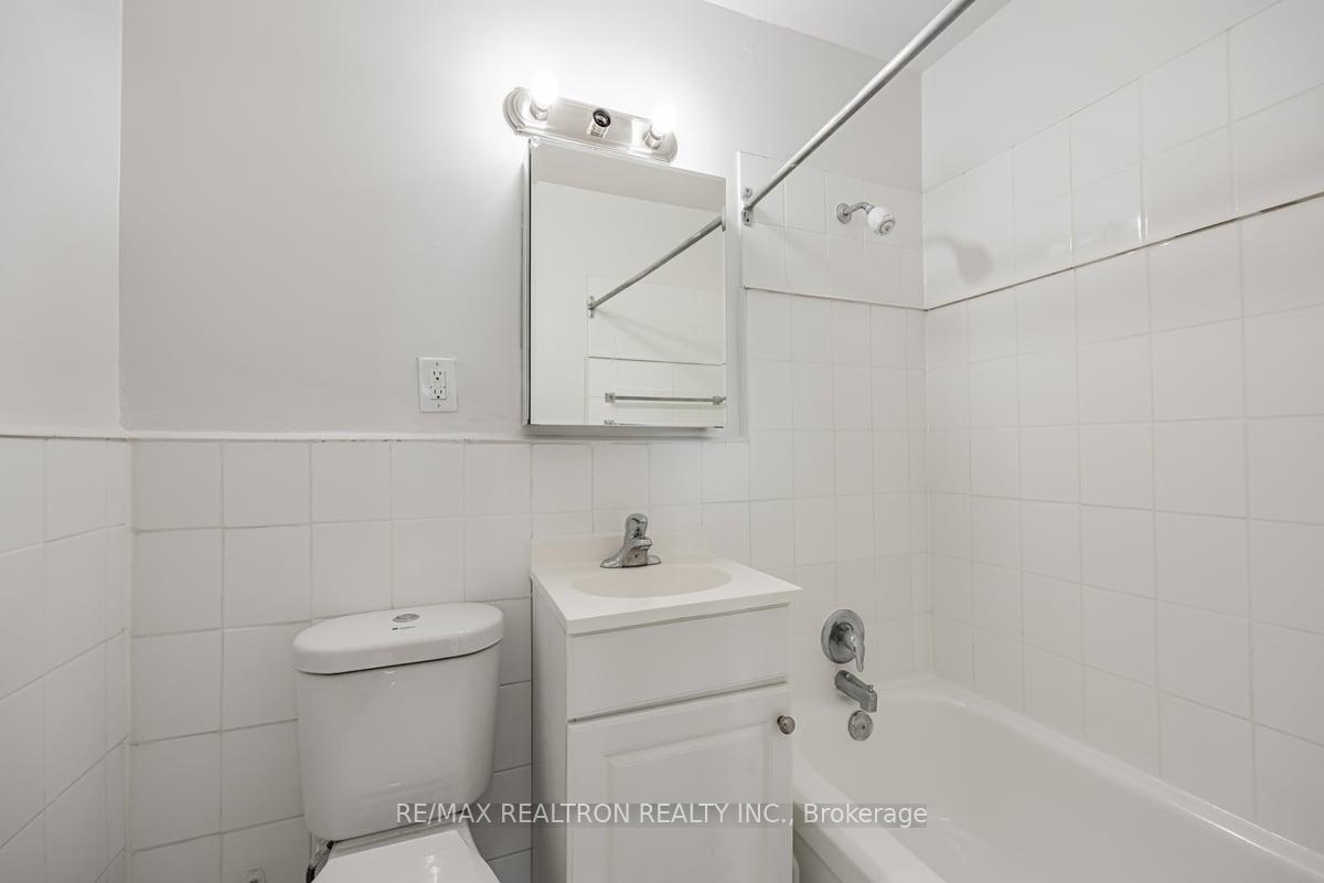 Photo 6 of Unit 107, 165 Cosburn Avenue E, Toronto, Danforth Village-East York — HOMEH
