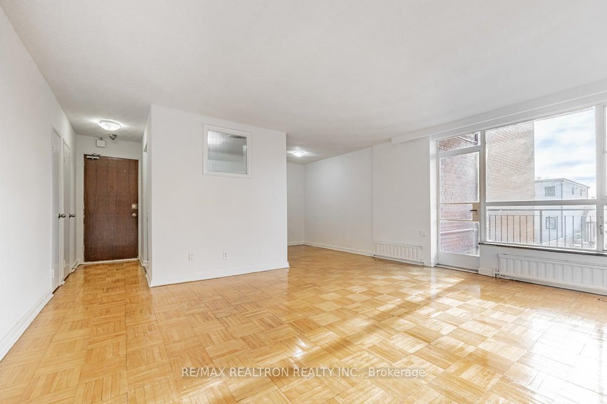 Photo 12 of Unit 107, 165 Cosburn Avenue E, Toronto, Danforth Village-East York — HOMEH