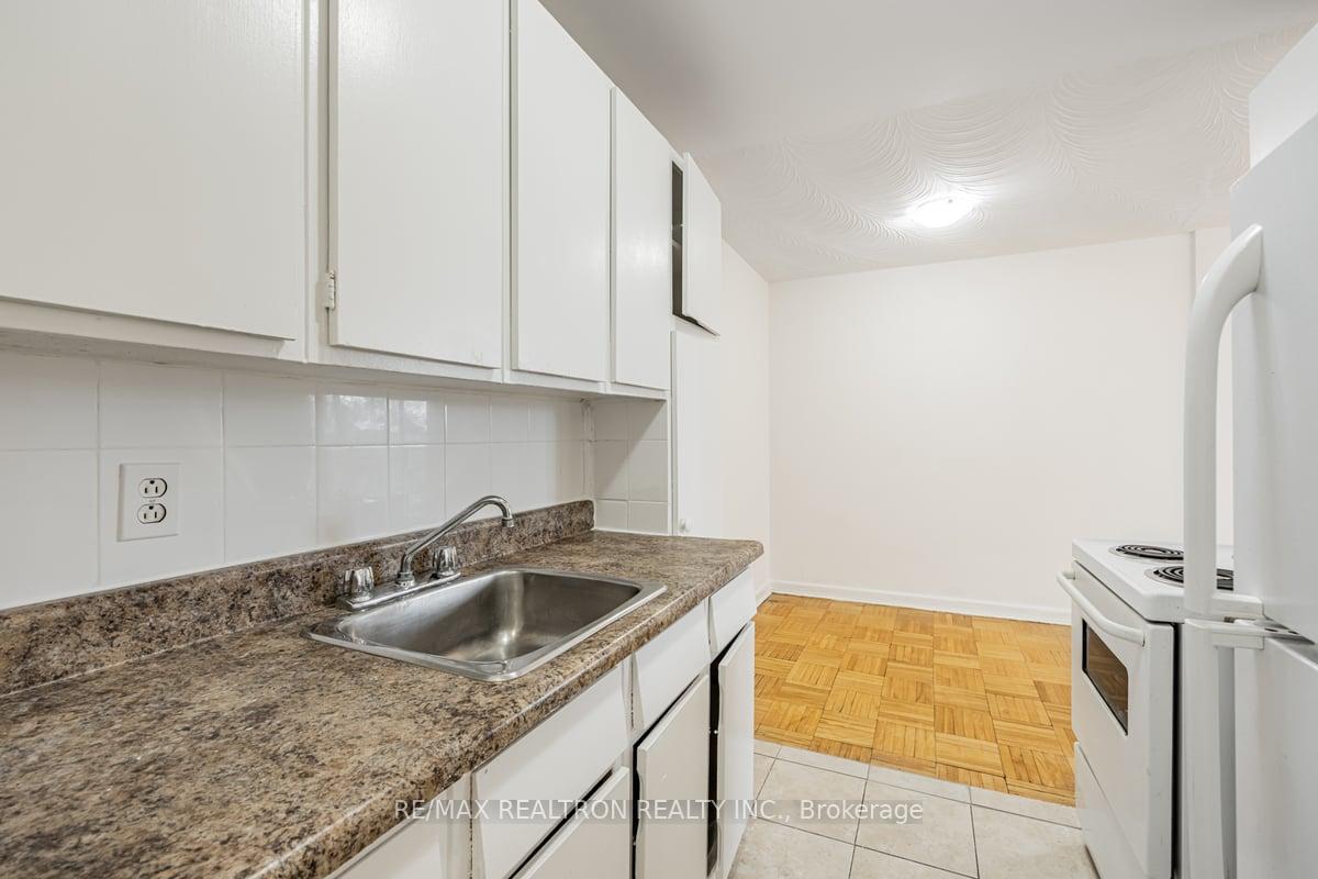Photo 19 of Unit 107, 165 Cosburn Avenue E, Toronto, Danforth Village-East York — HOMEH
