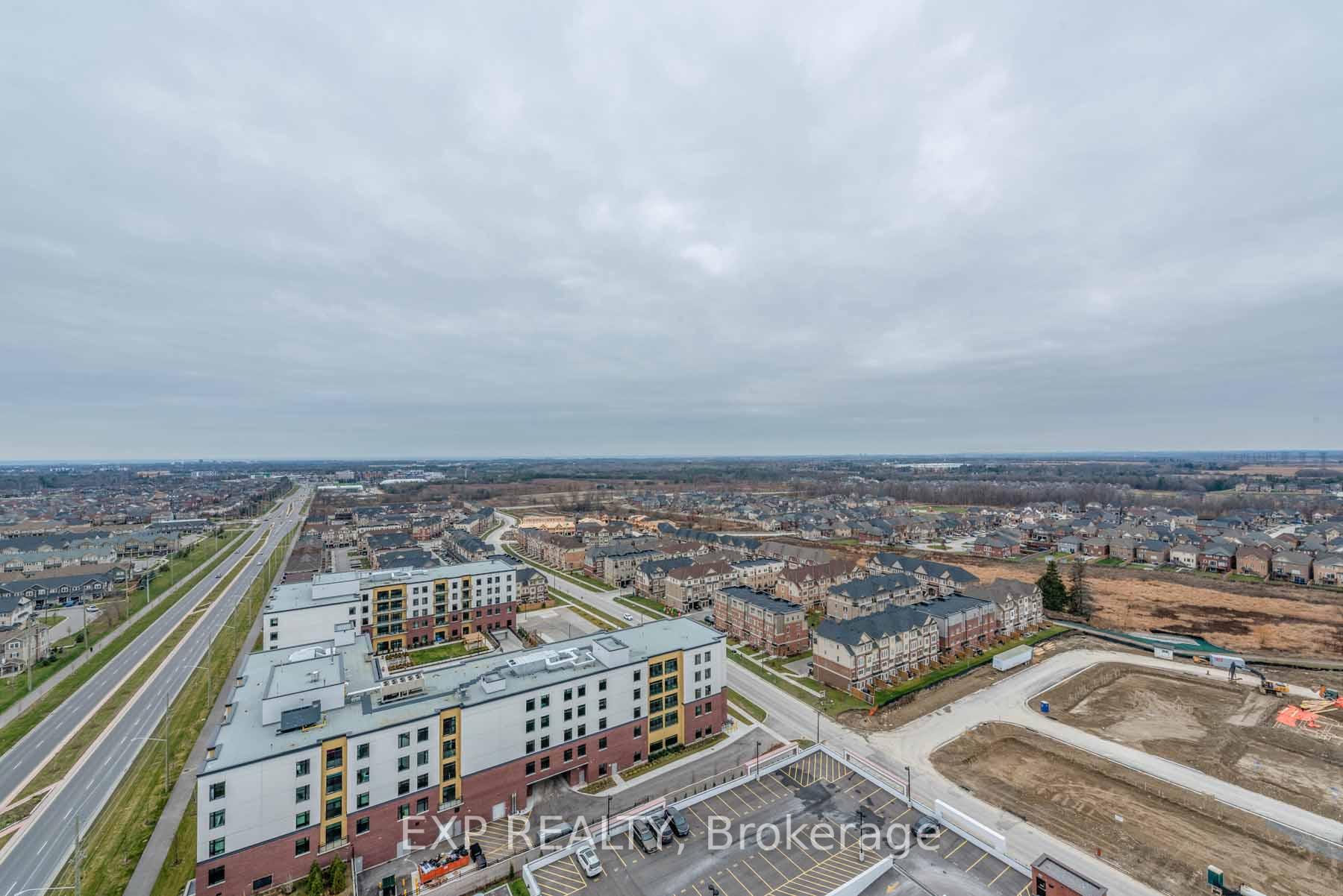 Photo 85 of Unit 2016, 2550 Simcoe Street N, Oshawa, Windfields — HOMEH