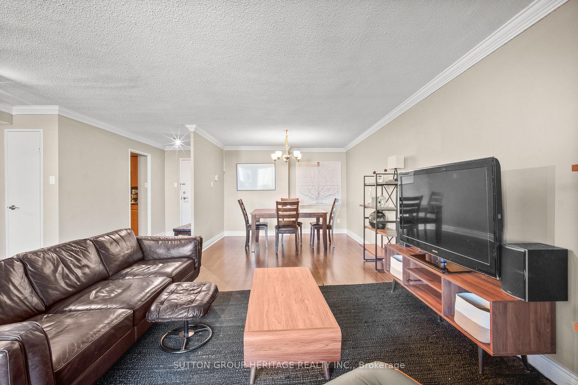 Photo 3 of Unit 706, 1 Royal Orchard Boulevard, Markham, Royal Orchard — HOMEH