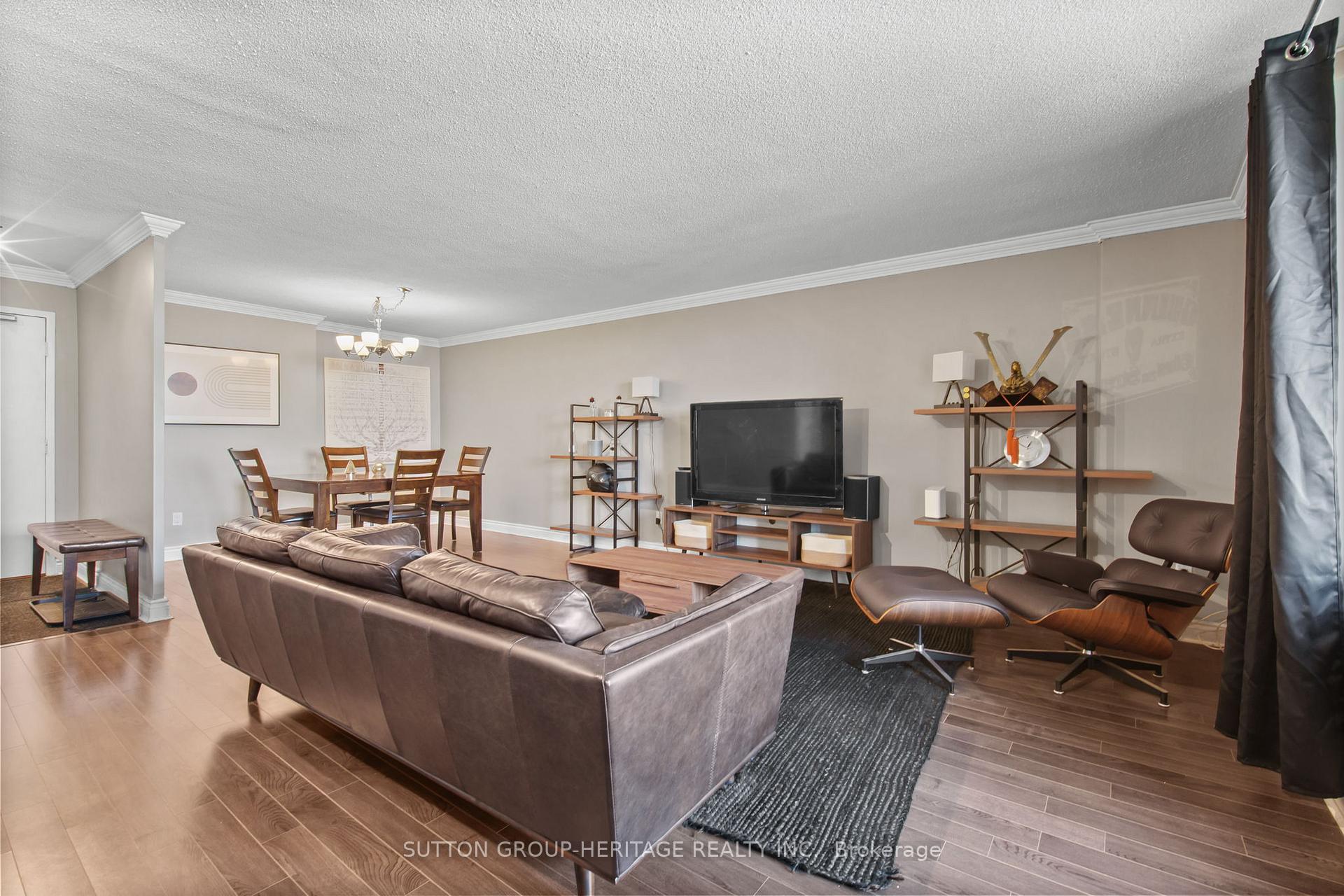 Photo 5 of Unit 706, 1 Royal Orchard Boulevard, Markham, Royal Orchard — HOMEH