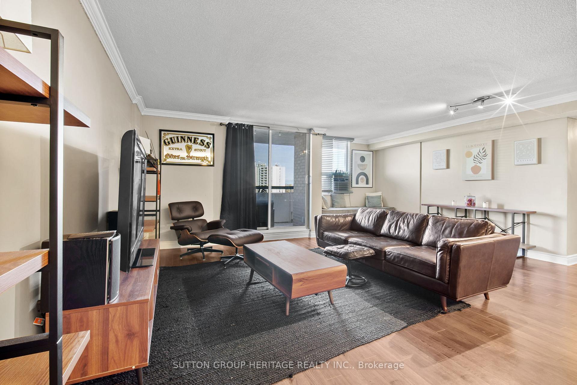 Photo 9 of Unit 706, 1 Royal Orchard Boulevard, Markham, Royal Orchard — HOMEH