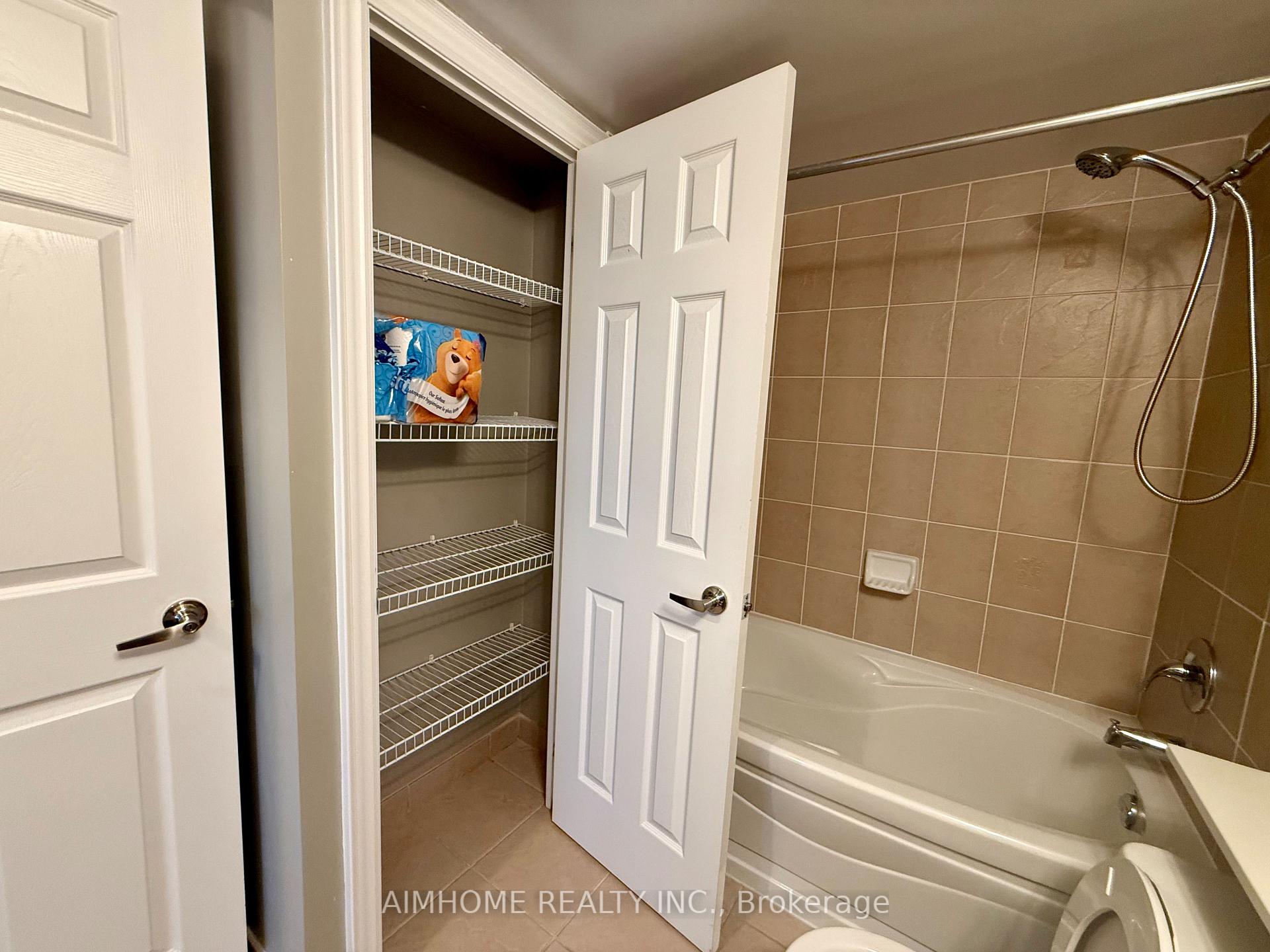 Photo 21 of Unit 1218, 33 Cox Boulevard, Markham, Unionville — HOMEH