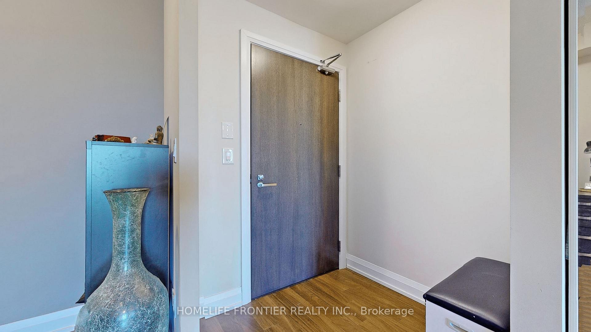 Photo 7 of Unit 806, 7171 Yonge Street, Markham, Grandview — HOMEH