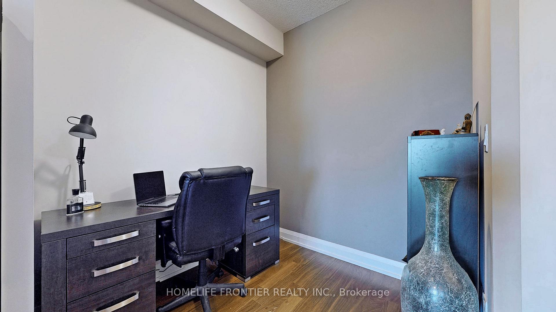 Photo 8 of Unit 806, 7171 Yonge Street, Markham, Grandview — HOMEH