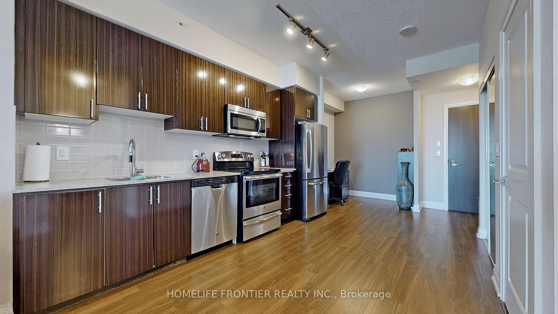 Photo 9 of Unit 806, 7171 Yonge Street, Markham, Grandview — HOMEH