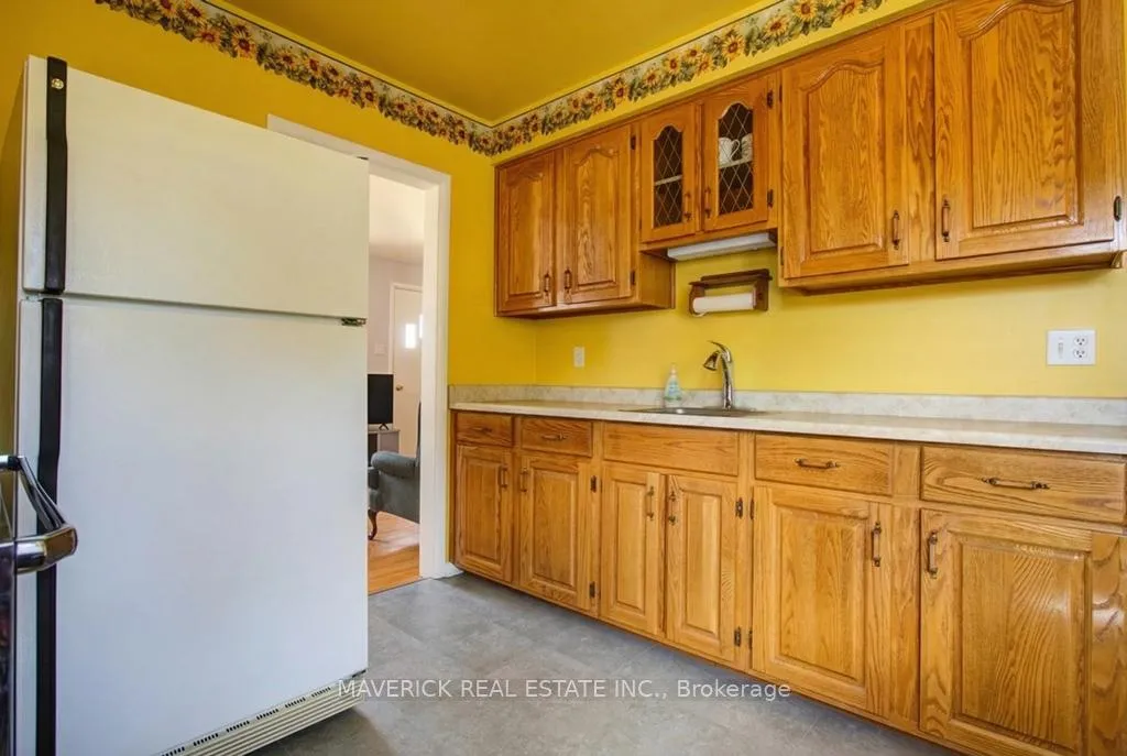 Photo 8 of 169 Byron Street, Zorra, Thamesford — HOMEH