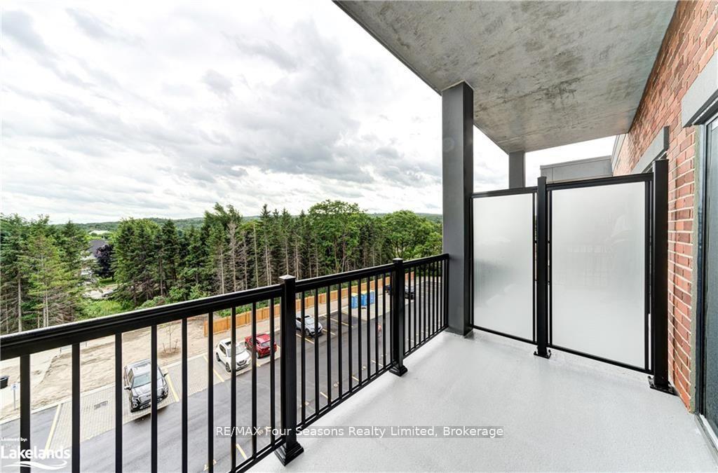 Photo 5 of Unit 401, 121 Mary Street, Clearview, Creemore — HOMEH