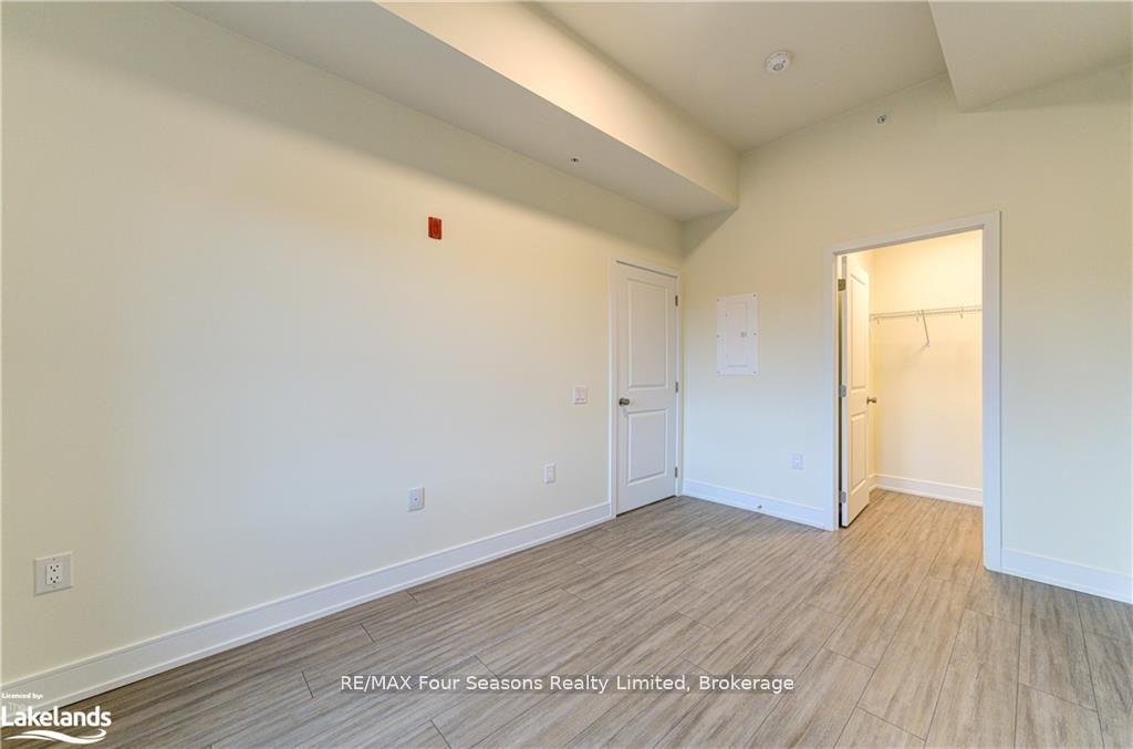 Photo 34 of Unit 401, 121 Mary Street, Clearview, Creemore — HOMEH