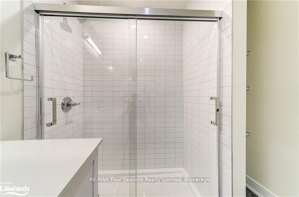 Photo 37 of Unit 401, 121 Mary Street, Clearview, Creemore — HOMEH