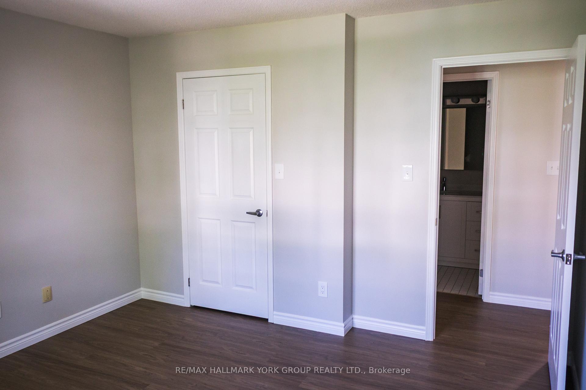 Photo 9 of Unit 406, 260 Leacock Drive, Barrie, Letitia Heights — HOMEH
