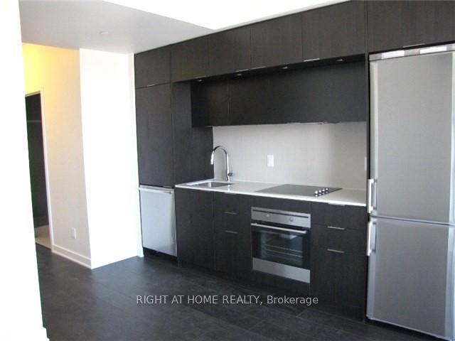 Photo 4 of Unit 1911, 170 Sumach Street, Toronto, Regent Park — HOMEH
