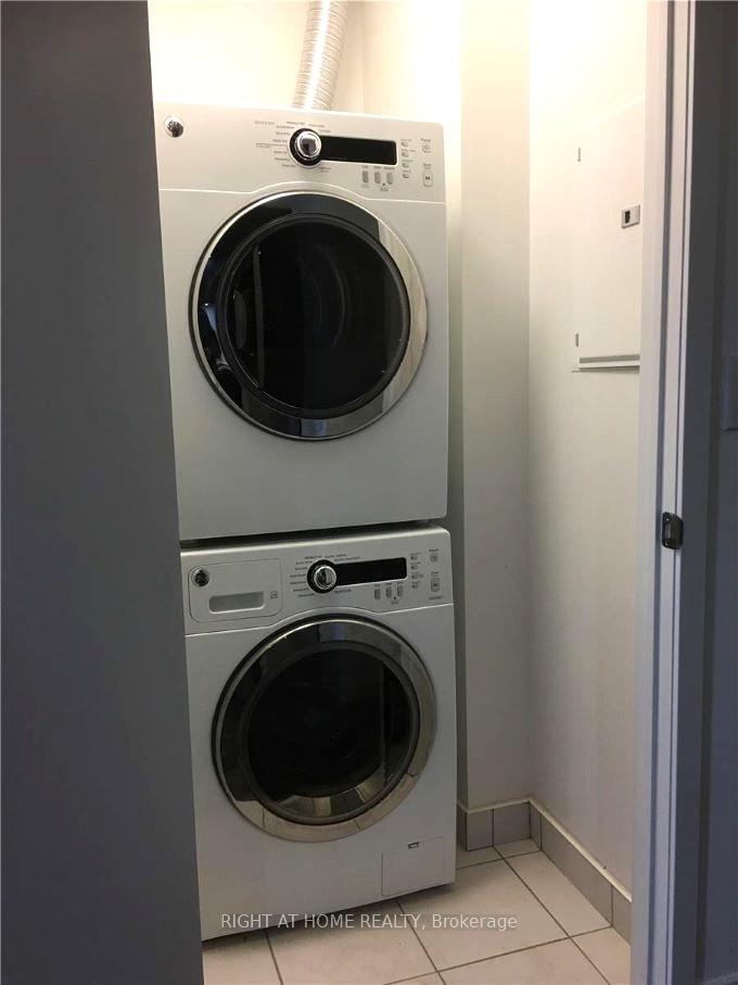 Photo 10 of Unit 1911, 170 Sumach Street, Toronto, Regent Park — HOMEH