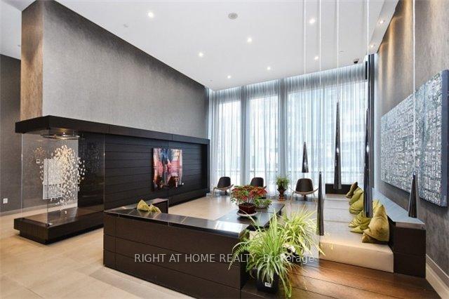 Photo 14 of Unit 1911, 170 Sumach Street, Toronto, Regent Park — HOMEH