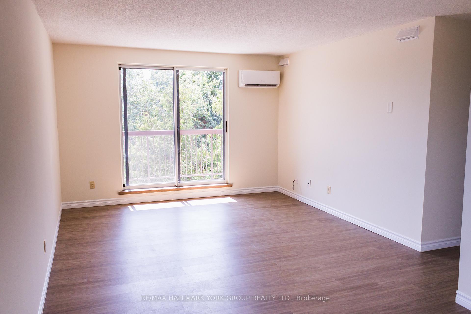 Photo 15 of Unit M14, 141 Edgehill Drive, Barrie, Letitia Heights — HOMEH