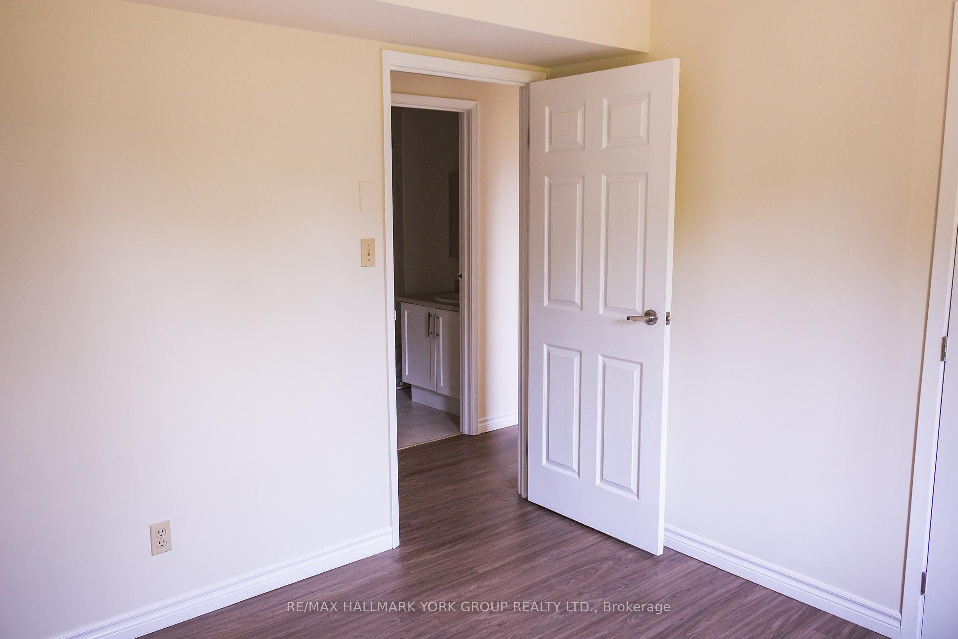 Photo 20 of Unit M14, 141 Edgehill Drive, Barrie, Letitia Heights — HOMEH