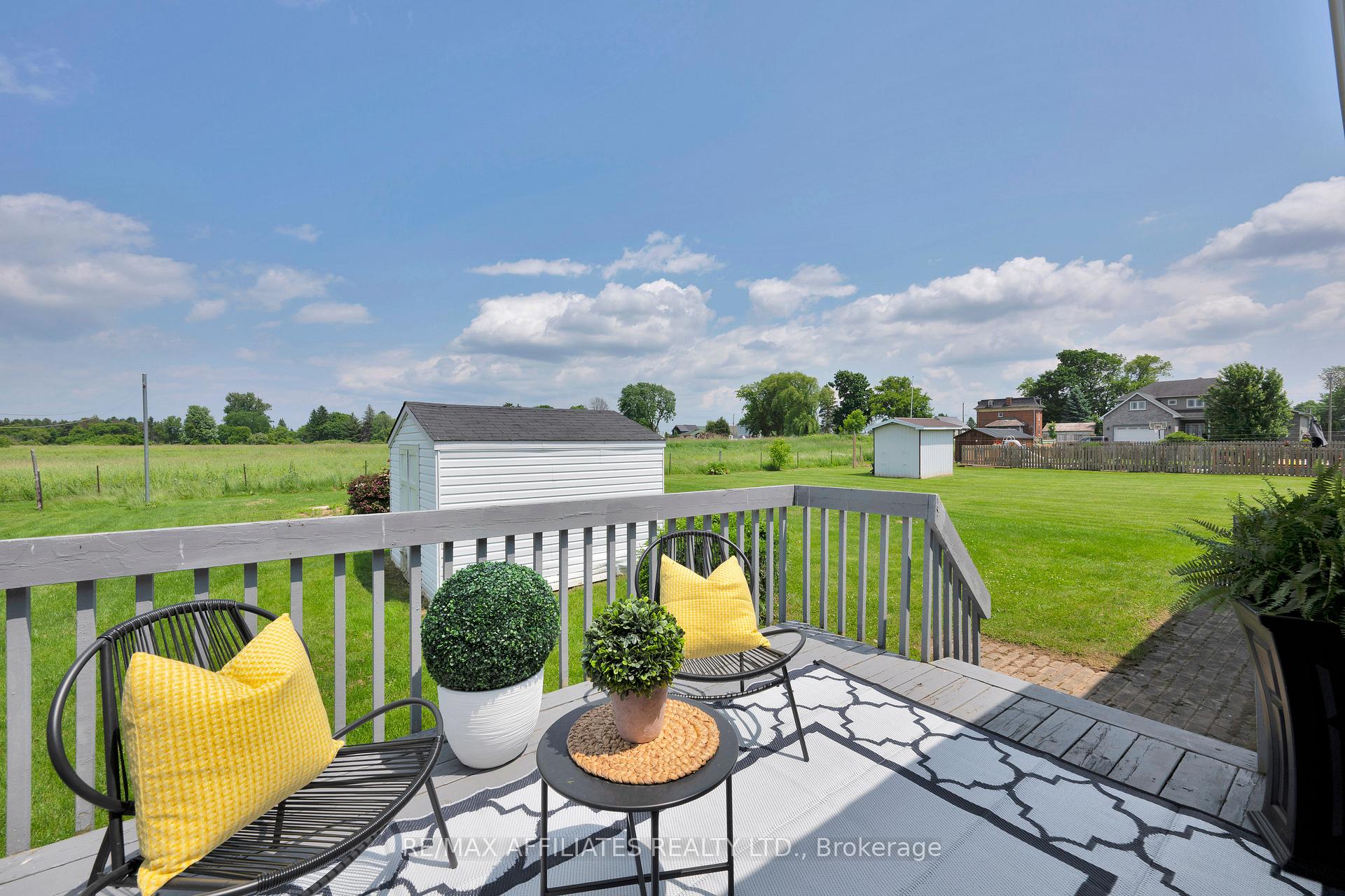 Photo 5 of 5210 Meadowland Drive W, Edwardsburgh/Cardinal, Town of Cardinal — HOMEH
