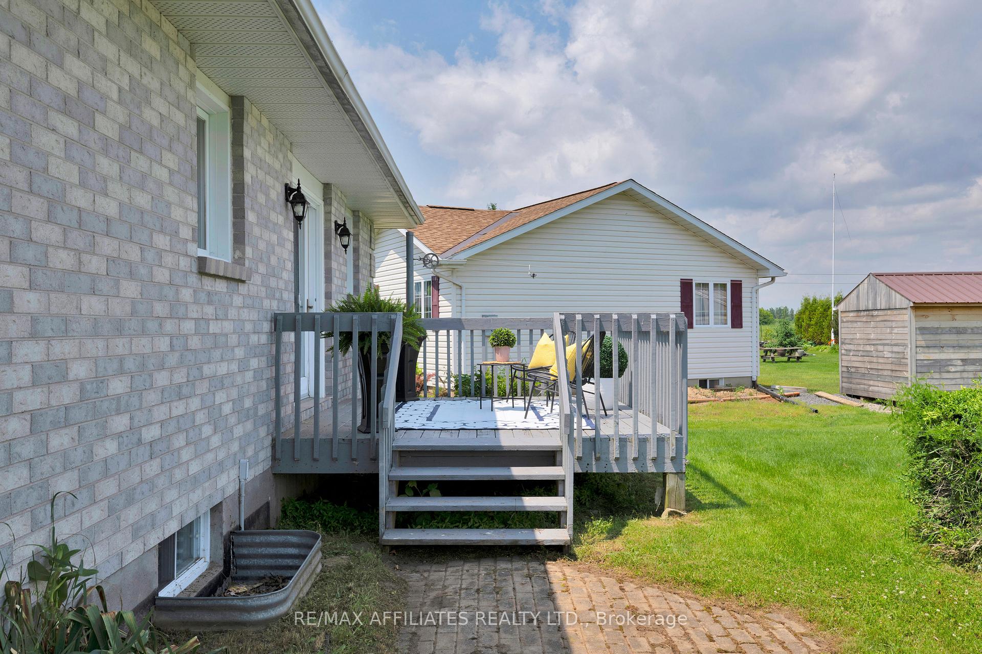 Photo 7 of 5210 Meadowland Drive W, Edwardsburgh/Cardinal, Town of Cardinal — HOMEH