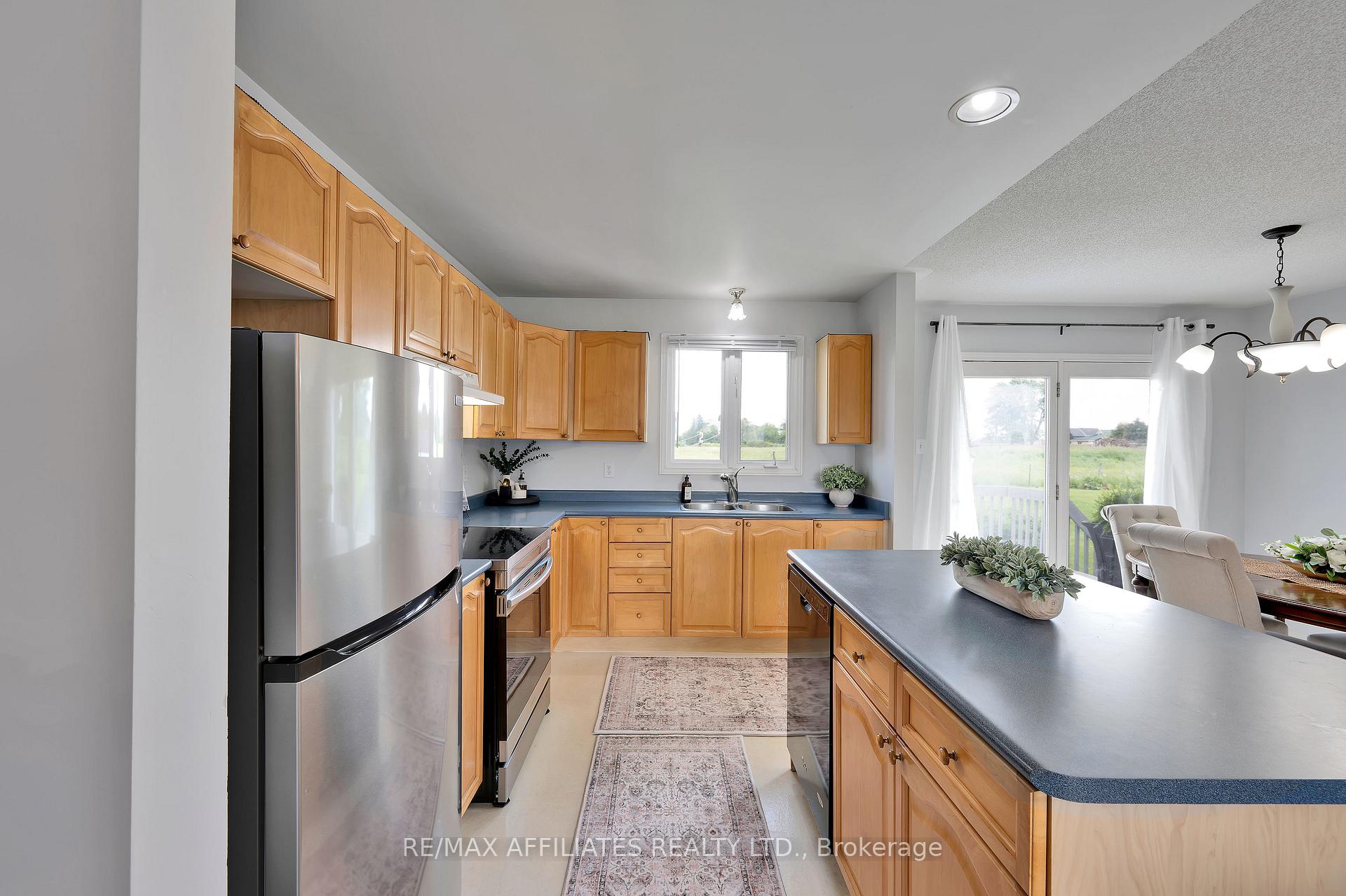 Photo 23 of 5210 Meadowland Drive W, Edwardsburgh/Cardinal, Town of Cardinal — HOMEH
