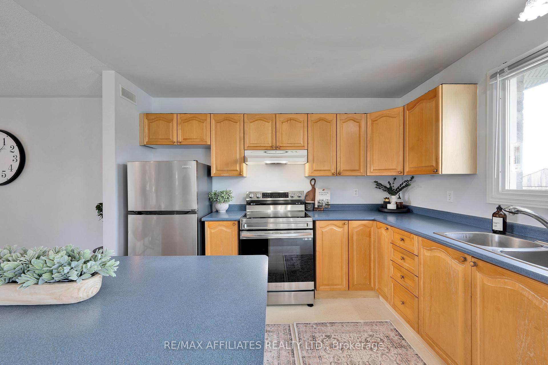 Photo 27 of 5210 Meadowland Drive W, Edwardsburgh/Cardinal, Town of Cardinal — HOMEH