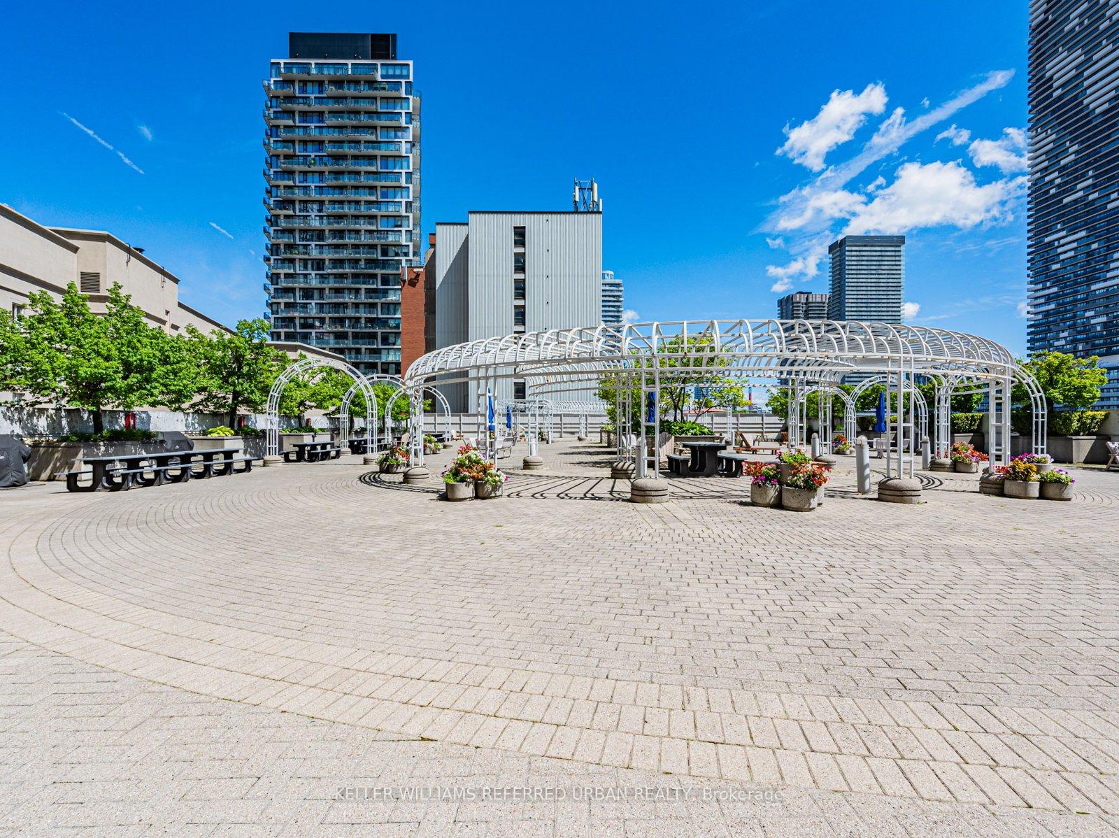 Photo 51 of Unit 907, 25 The Esplanade, Toronto, Waterfront Communities — HOMEH