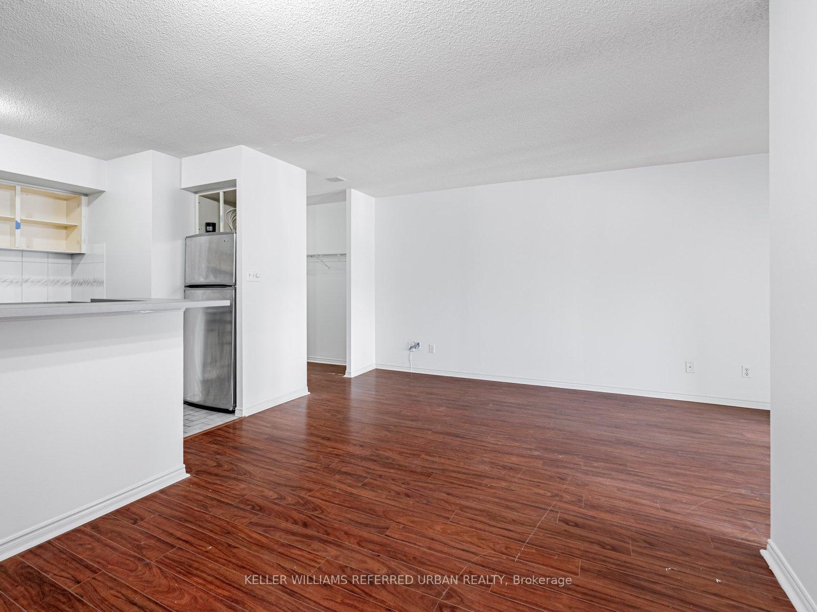 Photo 28 of Unit 907, 25 The Esplanade, Toronto, Waterfront Communities — HOMEH