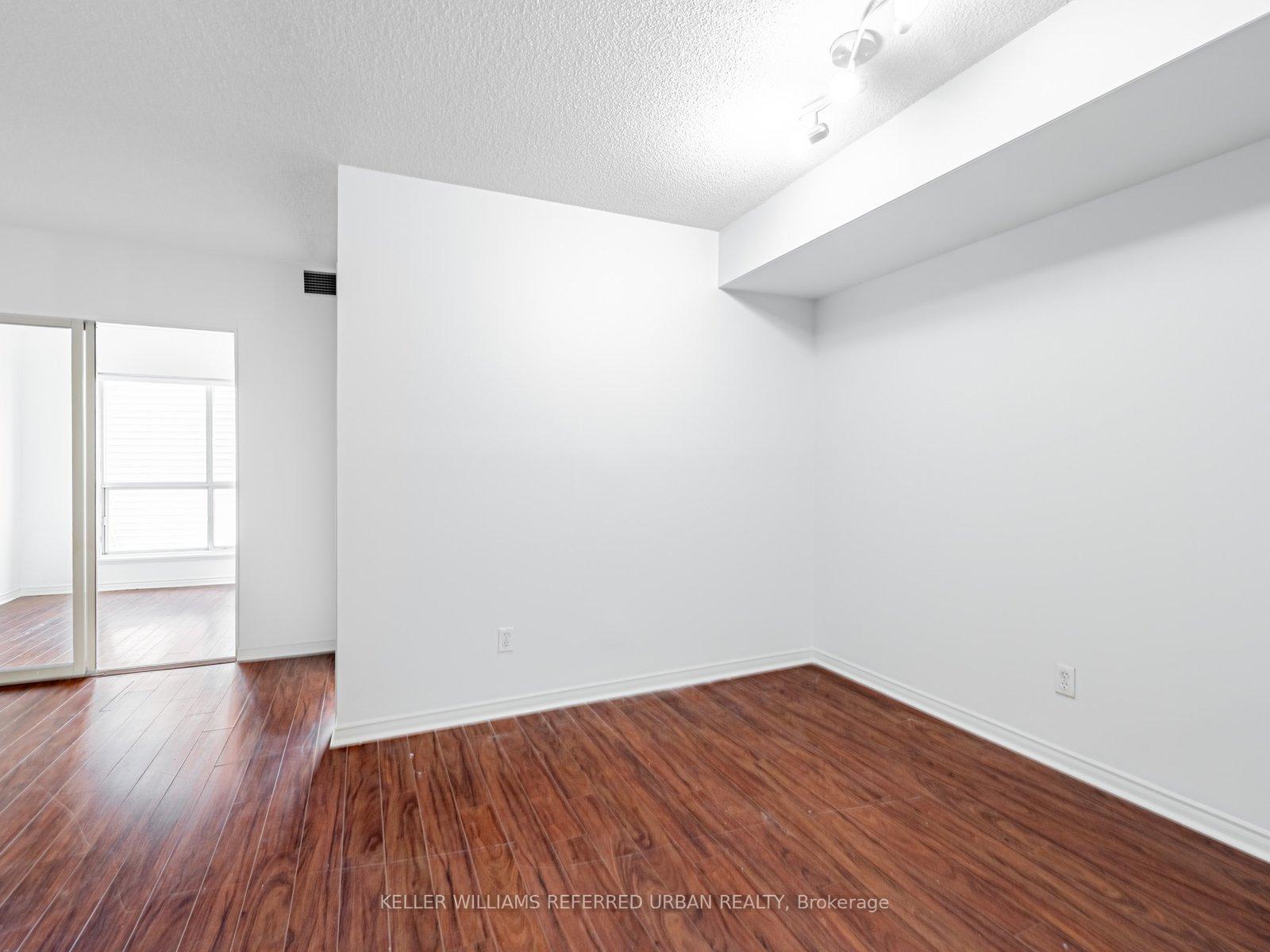 Photo 34 of Unit 907, 25 The Esplanade, Toronto, Waterfront Communities — HOMEH