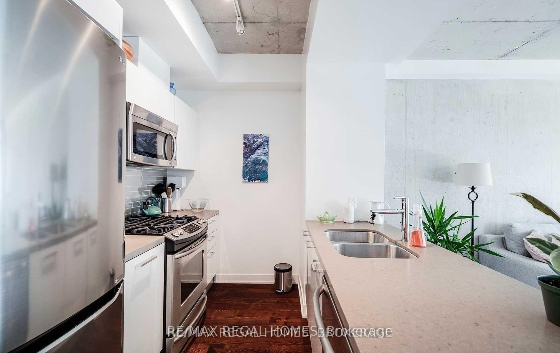 Photo 7 of Unit 701, 1201 Dundas Street E, Toronto, South Riverdale — HOMEH