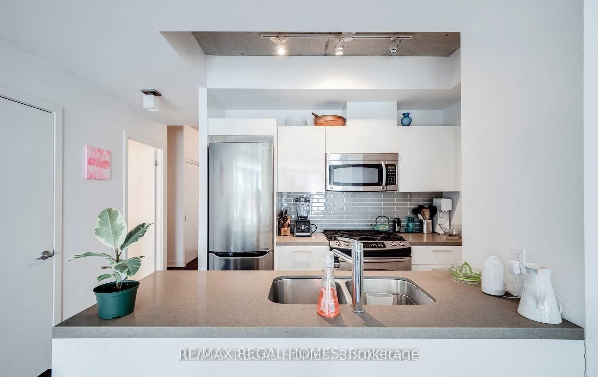 Photo 8 of Unit 701, 1201 Dundas Street E, Toronto, South Riverdale — HOMEH